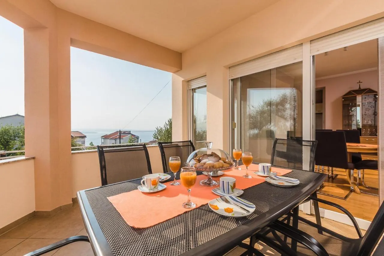 Blazenka Apartment Crikvenica