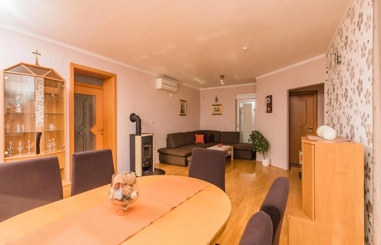 Blazenka Apartment Crikvenica