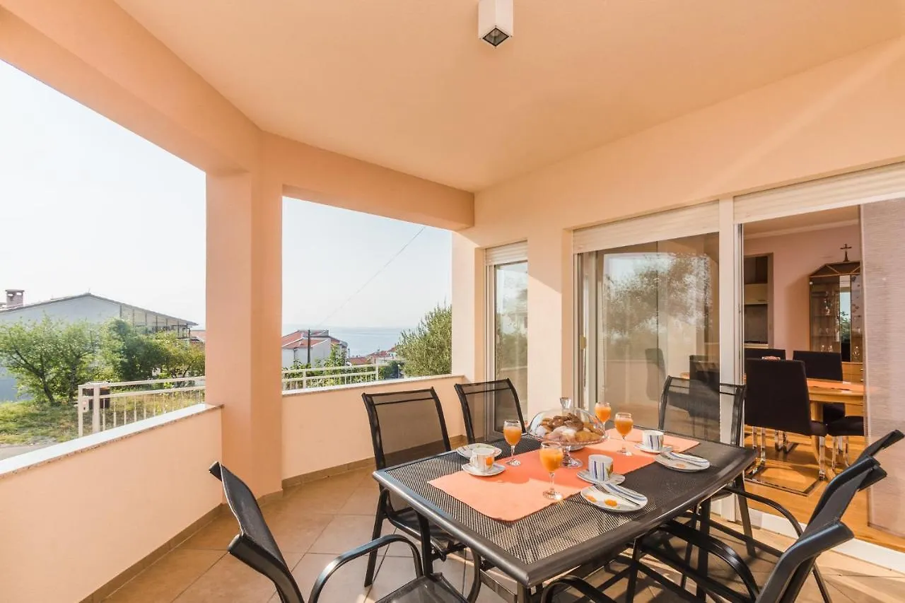 Blazenka Apartment Crikvenica 0*,